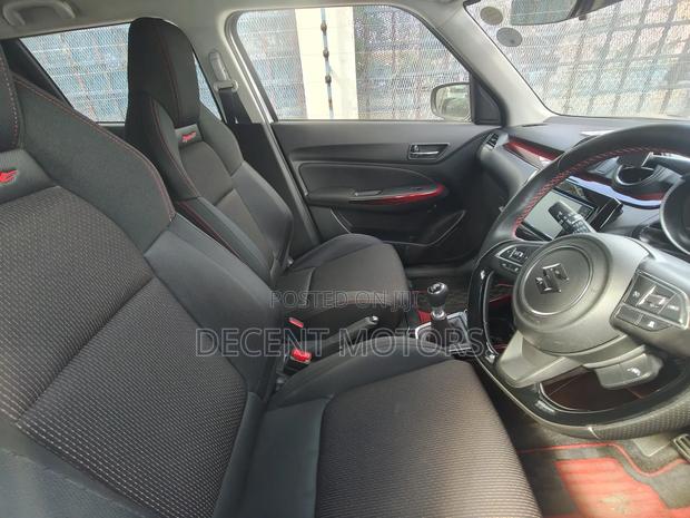 Suzuki Swift 2019 Gray