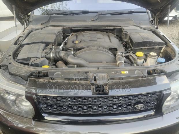 Land Rover Range Rover Sport 2009 Brown