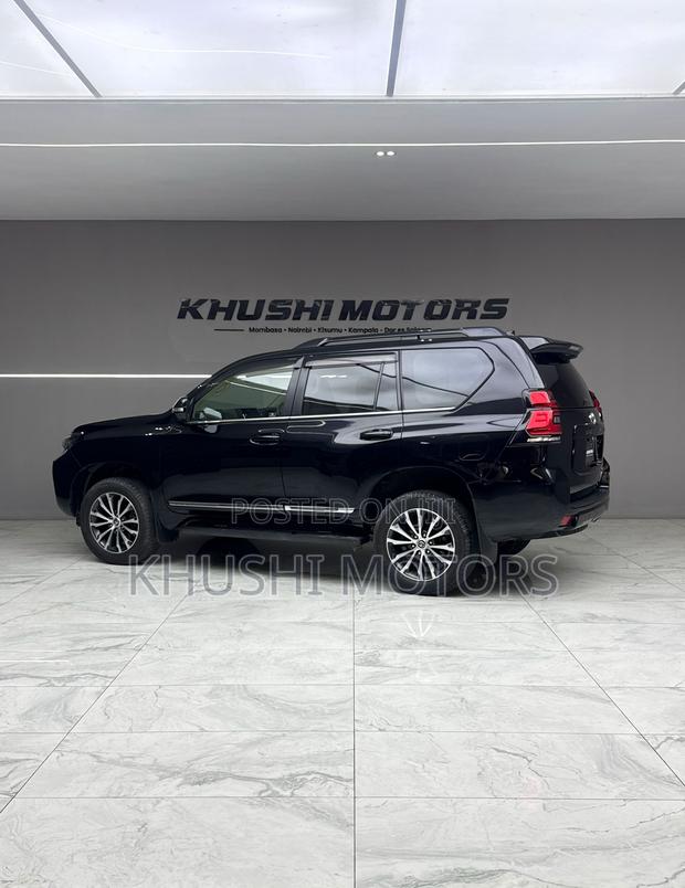 Toyota Land Cruiser Prado 2019