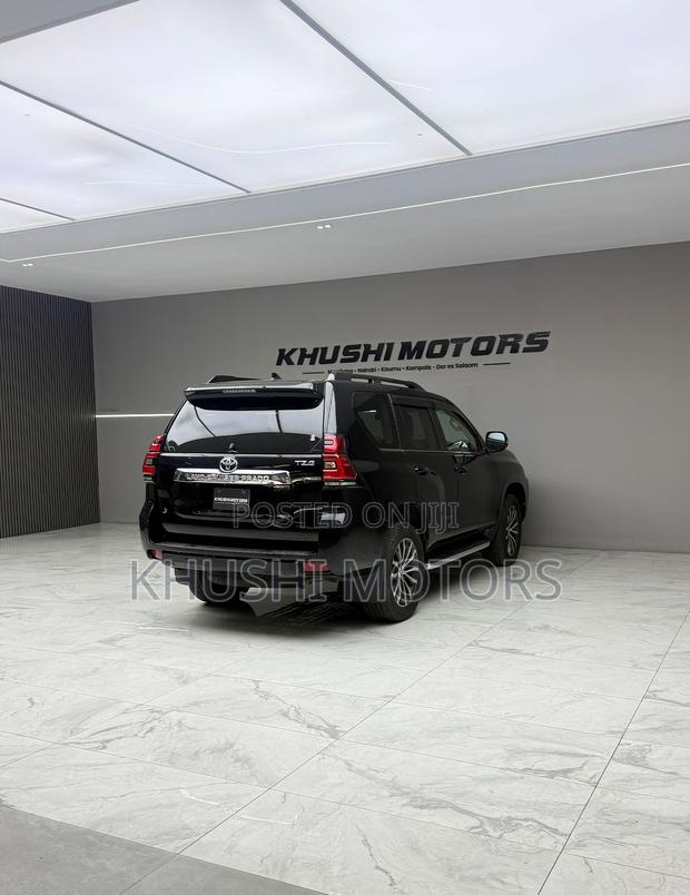 Toyota Land Cruiser Prado 2020 Matt Black