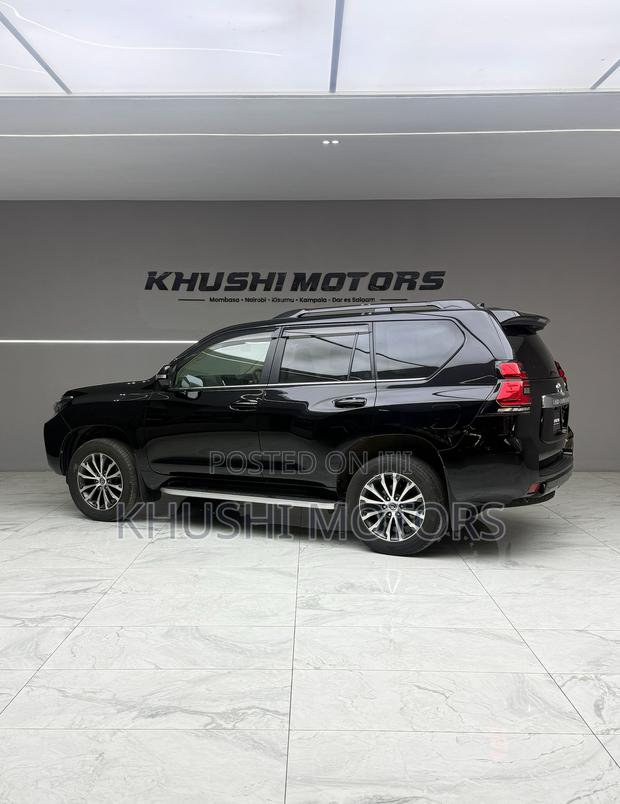 Toyota Land Cruiser Prado 2020 Matt Black