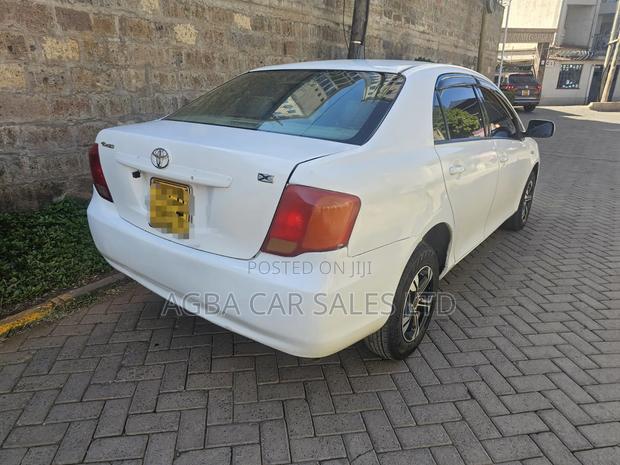 Toyota Axio 2007 White