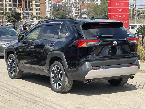 Toyota RAV4 Adventure 2019 Black