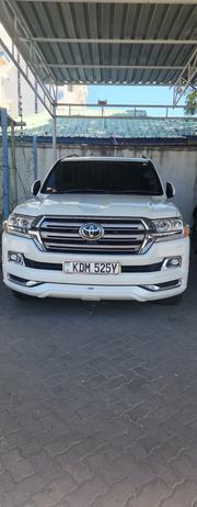Toyota Land Cruiser 2016 White for sale