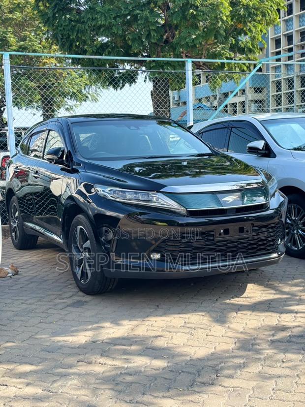 Toyota Harrier 2.0 Turbo 2019 Black