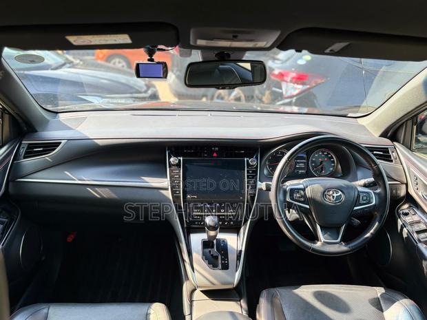 Toyota Harrier 2.0 Turbo 2019 Black