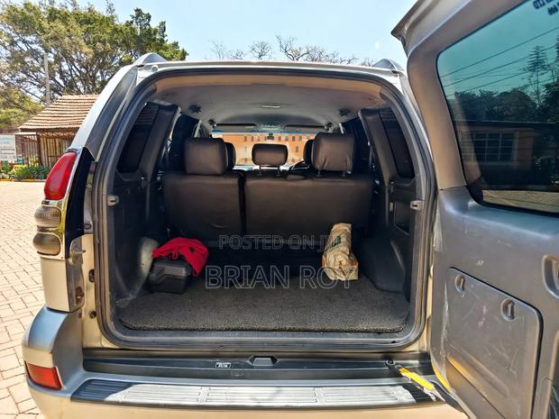 Toyota Land Cruiser Prado 2006 Silver