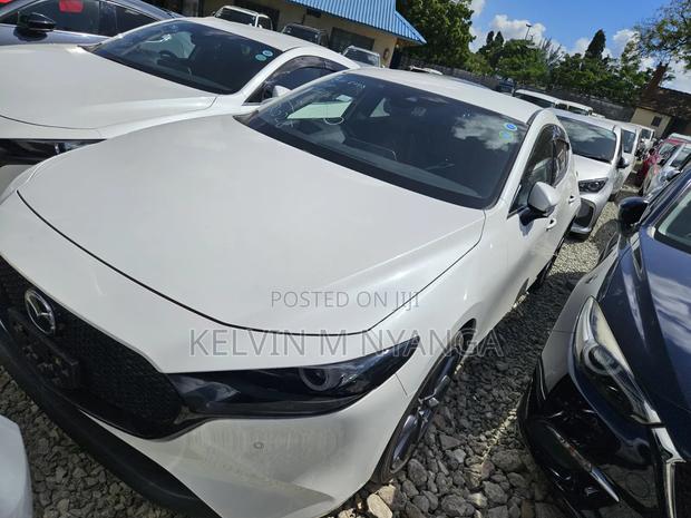 Mazda 3 2019 White