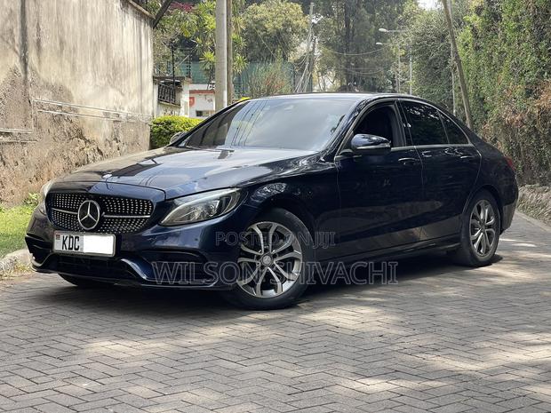 Mercedes-Benz C180 2015 Blue