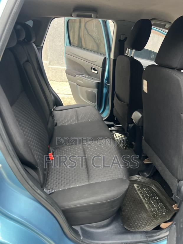 Mitsubishi RVR 2010 Blue