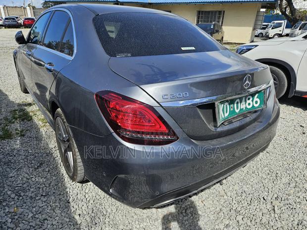 Mercedes-Benz C200 2019 Gray
