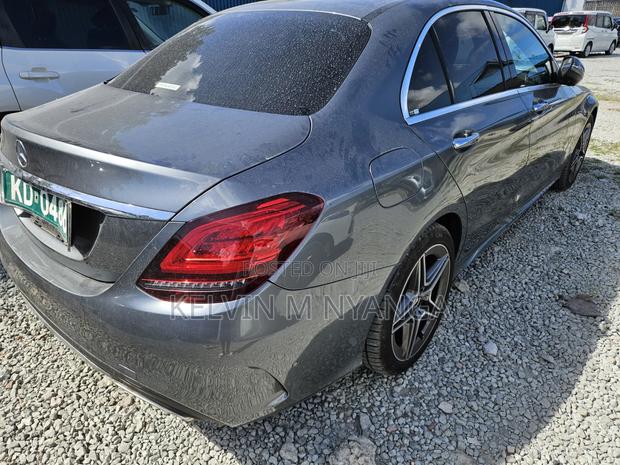 Mercedes-Benz C200 2019 Gray