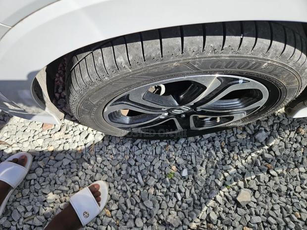 Honda Vezel 2020 White