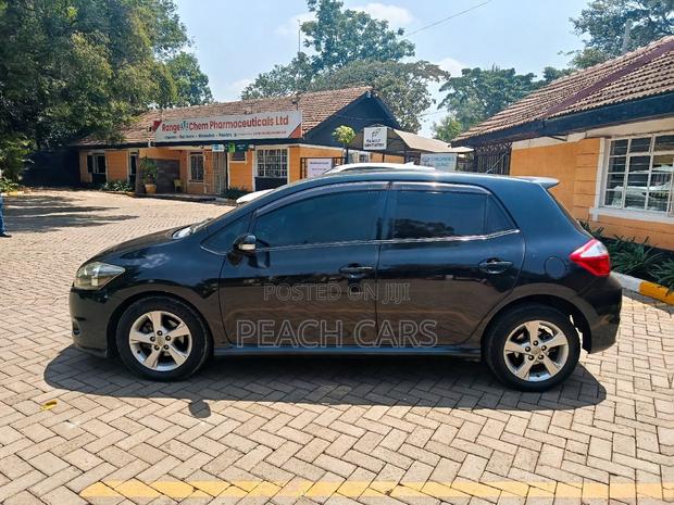 Toyota Auris 2010 Black