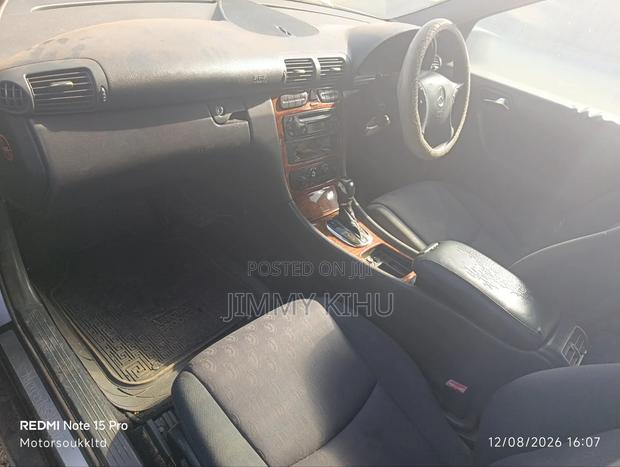 Mercedes-Benz C200 2003 Silver
