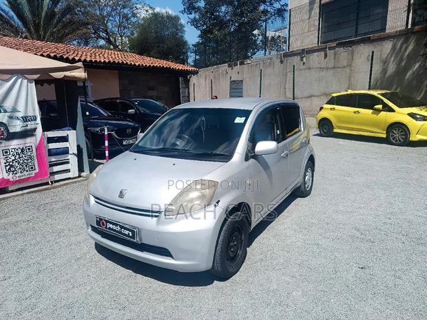 Toyota Passo 2008 Silver