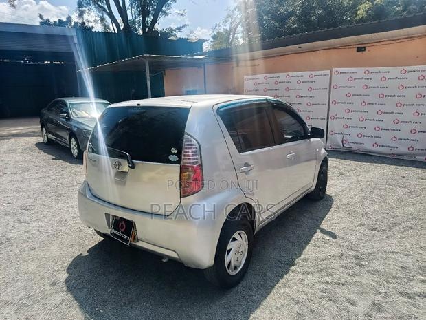 Toyota Passo 2008 Silver