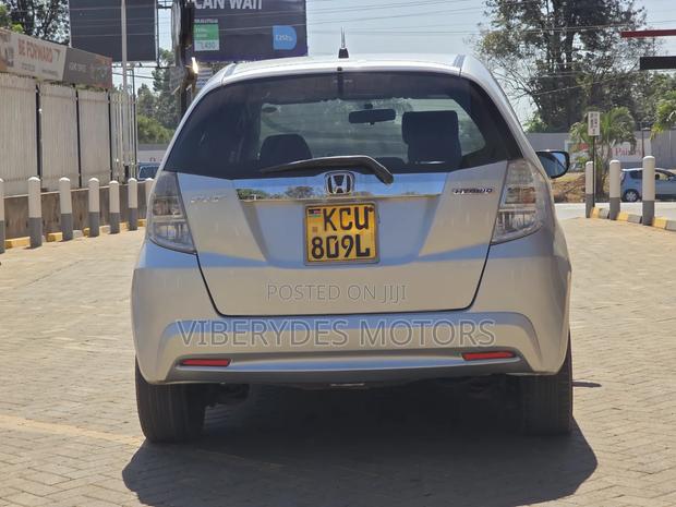 Honda Fit 2012 Silver