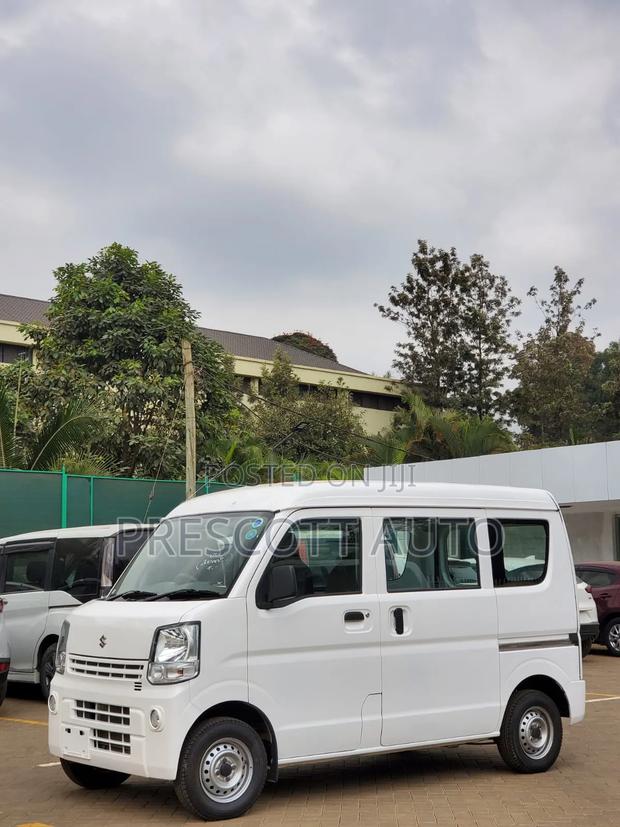 Suzuki Every Wagon 2019 White