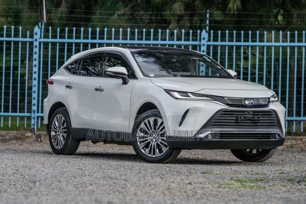 Toyota Harrier 2.5 Hybrid 4WD 2020 White