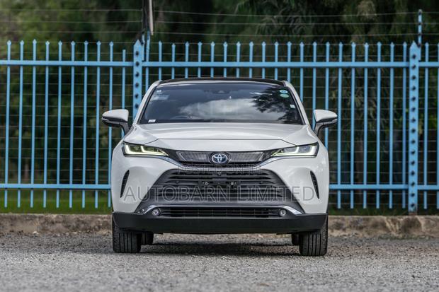 Toyota Harrier 2.5 Hybrid 4WD 2020 White