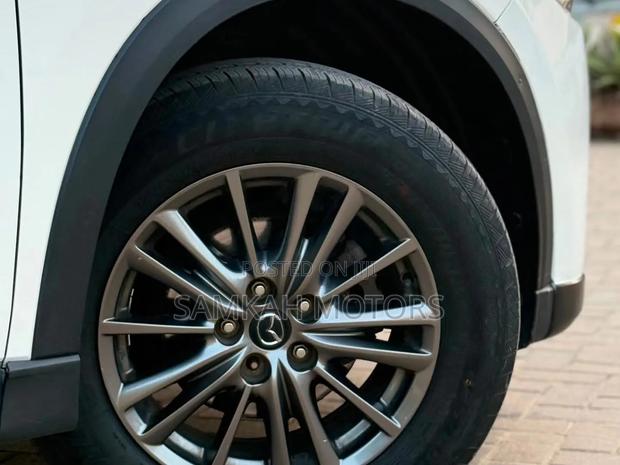 Mazda CX-5 2019 White