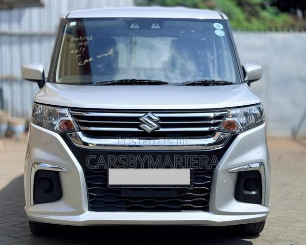 Suzuki Solio Bandit Hybrid MV 2021 Silver