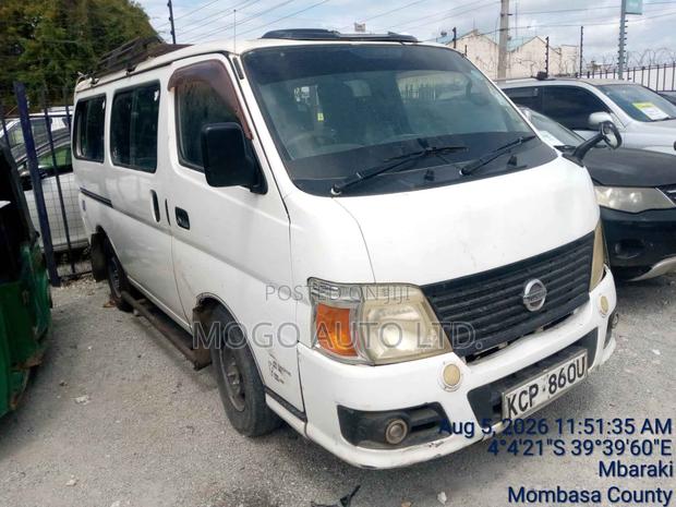 Nissan Caravan 2009 White