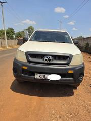 Toyota Hilux 2.5 D-4D 4X4 SRX 2010 White for sale