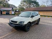 Toyota Harrier 2000 White for sale