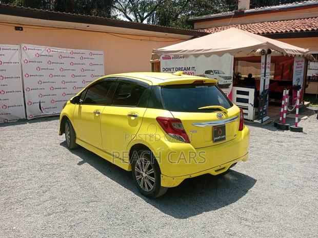 Toyota Vitz 2015 Yellow