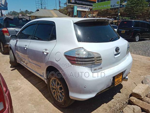 Toyota Blade 2007 White