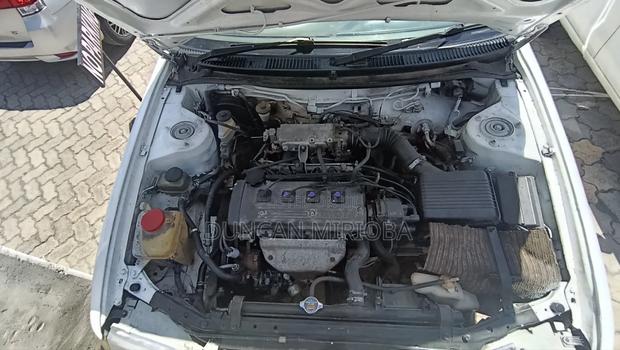 Toyota Corolla 2003 White