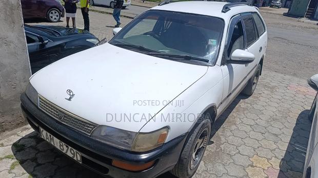 Toyota Corolla 2003 White