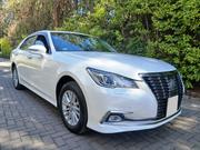 Toyota Crown 2016 Pearl for sale