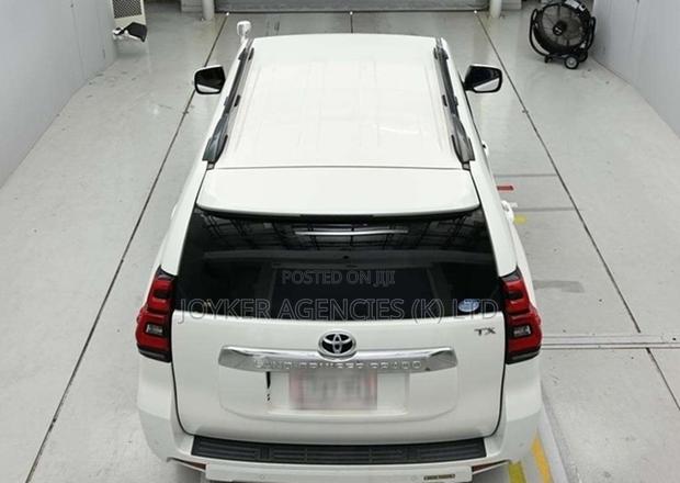 Toyota Land Cruiser Prado 2.7 2019 White