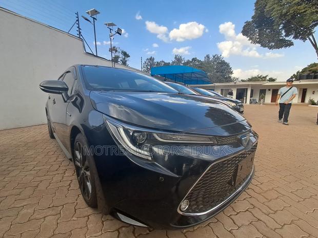 Toyota Corolla Touring 2019 Black