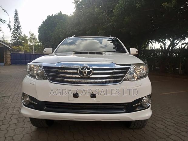 Toyota Fortuner 2015 White