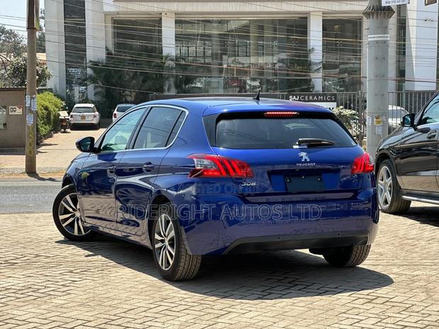 Peugeot 308 2019 Blue