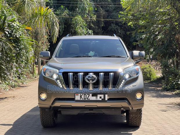 Toyota Land Cruiser Prado 2.8 D-4D 2016 Brown