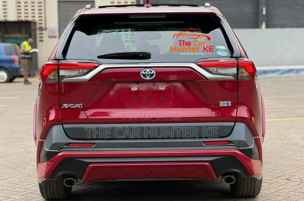 Toyota RAV4 2019 Red