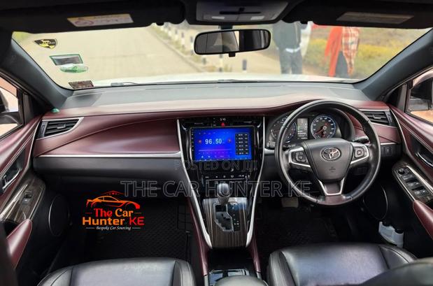 Toyota Harrier 2.0 4WD 2014