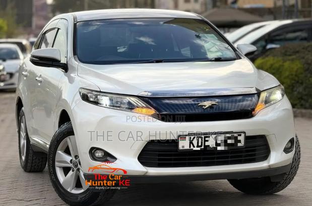 Toyota Harrier 2.0 4WD 2014