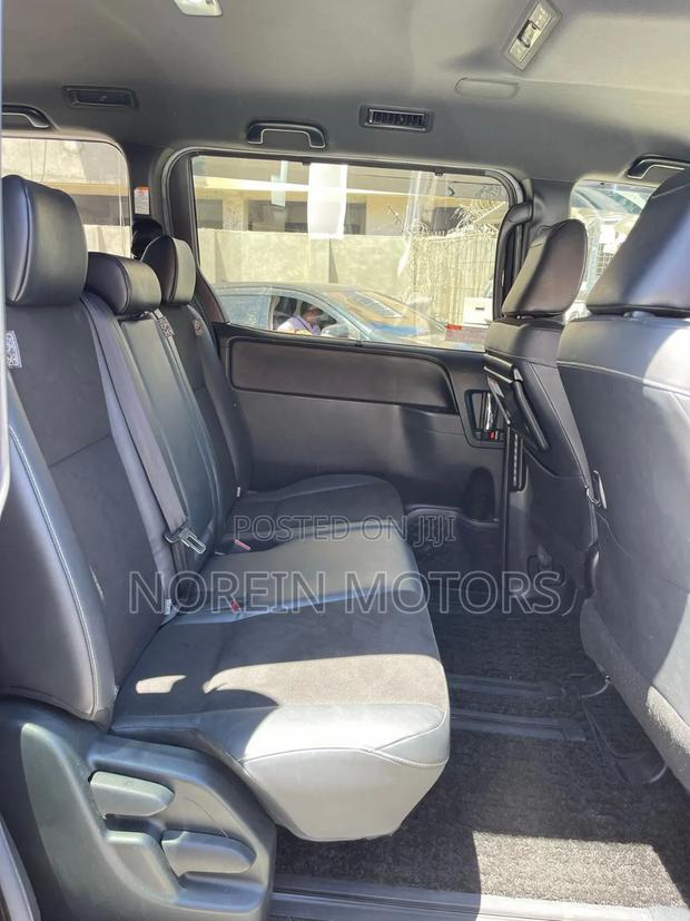 Toyota Noah 2019 Matt Black