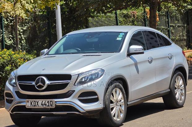 Mercedes-Benz 350D 2015 Silver