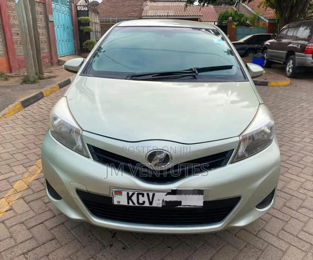 Toyota Vitz 2012 Green