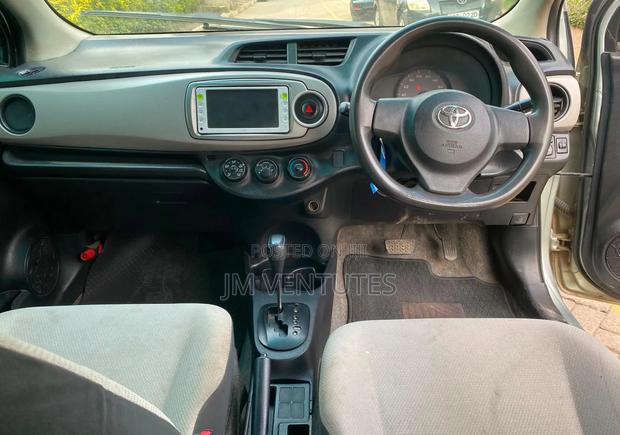Toyota Vitz 2012 Green