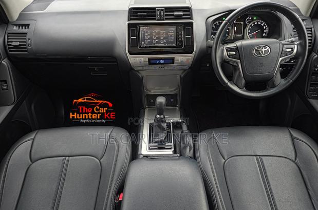 Toyota Land Cruiser Prado 2.7 2019 Black
