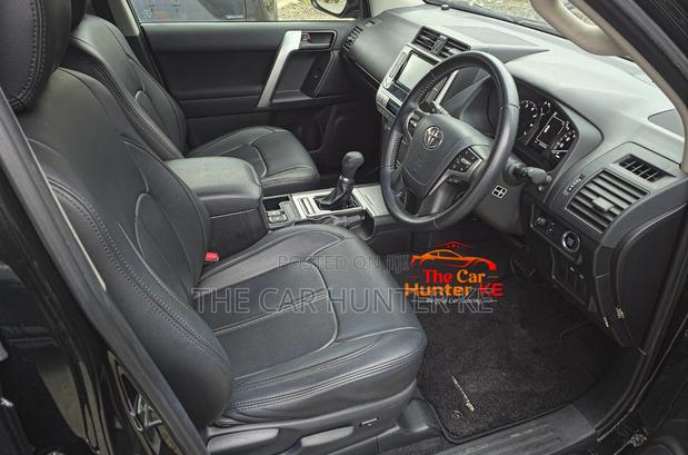 Toyota Land Cruiser Prado 2.7 2019 Black