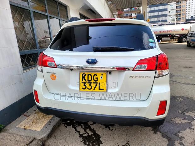 Subaru Outback 2015 White